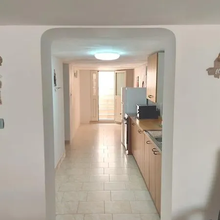 Mancaversa Centro, 200m Mare Apartman