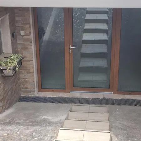 Mancaversa Centro, 200m Mare Apartamento *