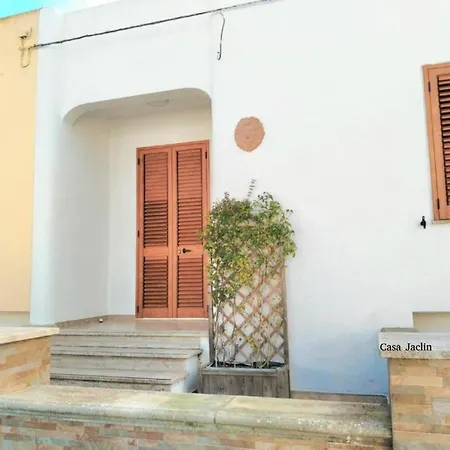 Apartment Mancaversa Centro, 200m Mare Marina di Mancaversa