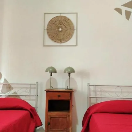 Apartment Mancaversa Centro, 200m Mare *